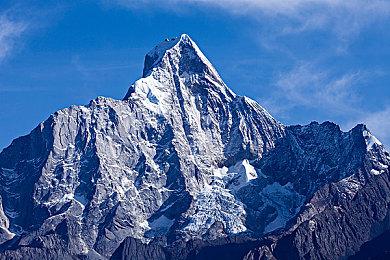 《赛博朋克2077：终极典藏版》Xbox版包含3张光盘 XSX主机首次